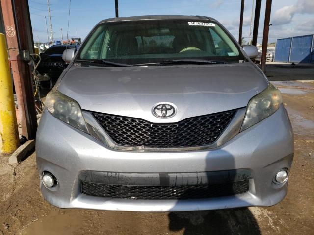 Photo 4 VIN: 5TDXK3DC9BS040060 - TOYOTA SIENNA SPO 