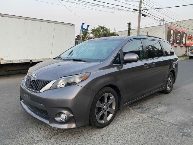 Photo 1 VIN: 5TDXK3DC9BS094961 - TOYOTA SIENNA SPO 