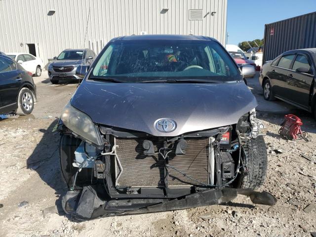 Photo 4 VIN: 5TDXK3DC9CS182054 - TOYOTA SIENNA SPO 