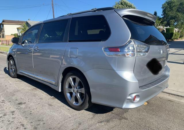 Photo 2 VIN: 5TDXK3DC9CS211990 - TOYOTA SIENNA SPO 