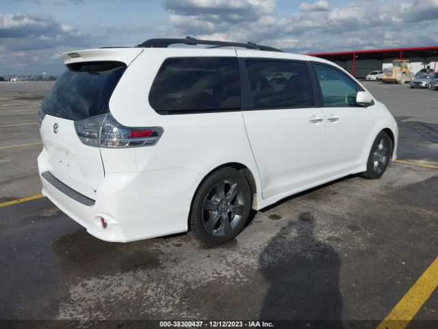 Photo 3 VIN: 5TDXK3DC9FS552469 - TOYOTA SIENNA 