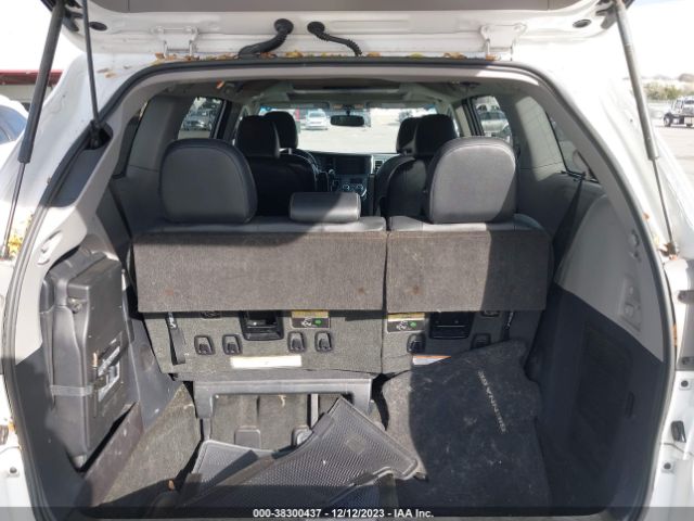 Photo 7 VIN: 5TDXK3DC9FS552469 - TOYOTA SIENNA 