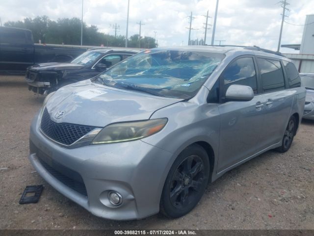 Photo 1 VIN: 5TDXK3DC9FS580840 - TOYOTA SIENNA 