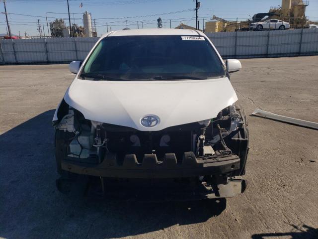 Photo 4 VIN: 5TDXK3DC9FS679075 - TOYOTA SIENNA SPO 