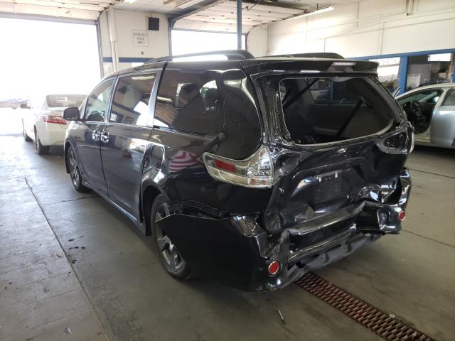 Photo 2 VIN: 5TDXK3DC9GS715641 - TOYOTA SIENNA SE 