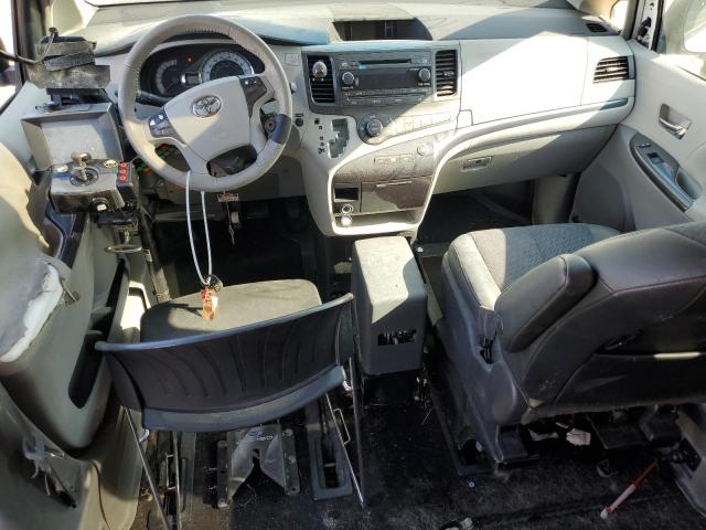 Photo 7 VIN: 5TDXK3DCXBS085041 - TOYOTA SIENNA 