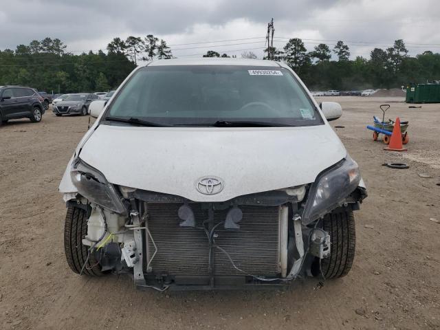 Photo 4 VIN: 5TDXK3DCXDS395483 - TOYOTA SIENNA 