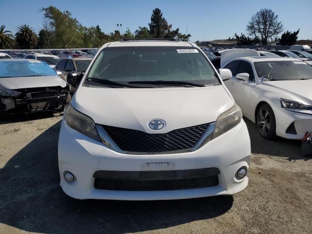 Photo 2 VIN: 5TDXK3DCXES517423 - TOYOTA SIENNA 