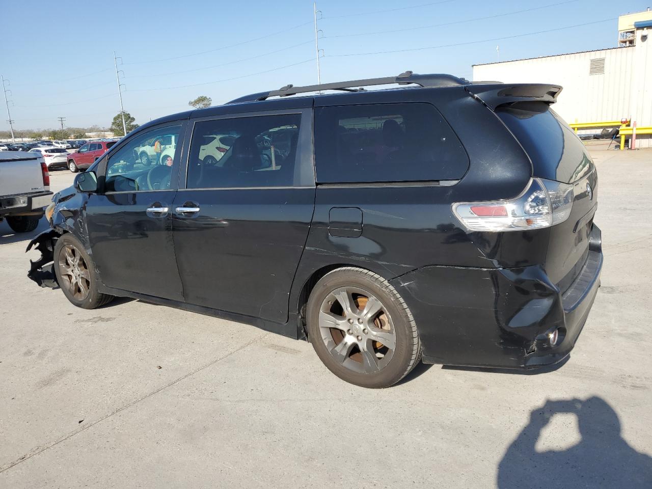 Photo 1 VIN: 5TDXK3DCXFS540640 - TOYOTA SIENNA 