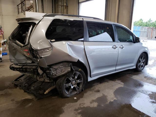 Photo 2 VIN: 5TDXK3DCXGS691883 - TOYOTA SIENNA SE 