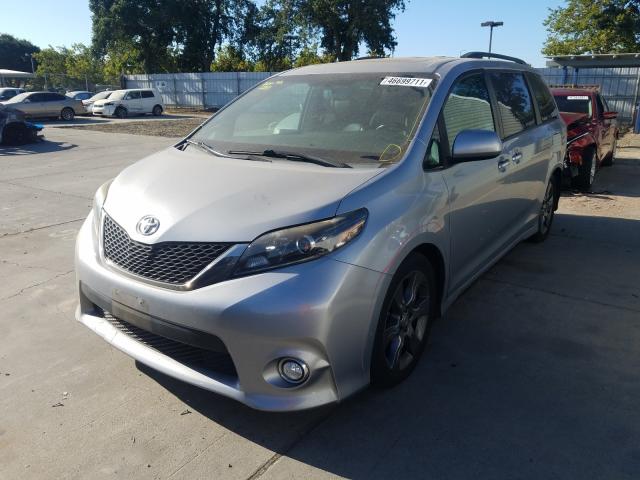 Photo 1 VIN: 5TDXK3DCXGS698588 - TOYOTA SIENNA SE 