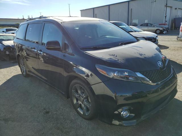 Photo 3 VIN: 5TDXK3DCXGS702378 - TOYOTA SIENNA SE 