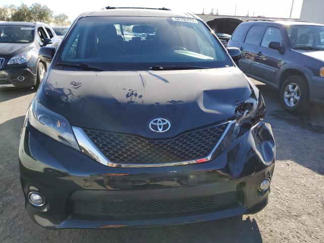 Photo 4 VIN: 5TDXK3DCXGS702378 - TOYOTA SIENNA SE 