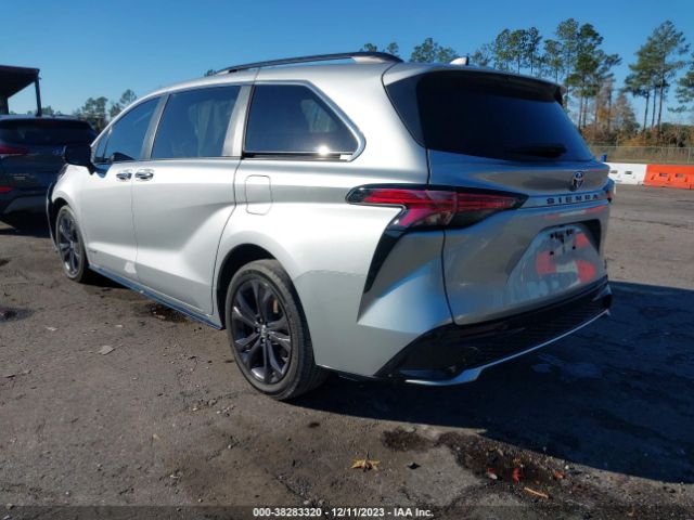 Photo 2 VIN: 5TDXRKEC0MS059815 - TOYOTA SIENNA 