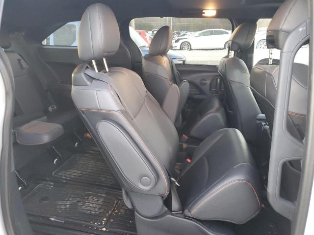 Photo 10 VIN: 5TDXRKEC0PS167081 - TOYOTA SIENNA 