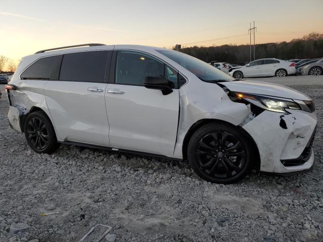 Photo 3 VIN: 5TDXRKEC0PS167081 - TOYOTA SIENNA 