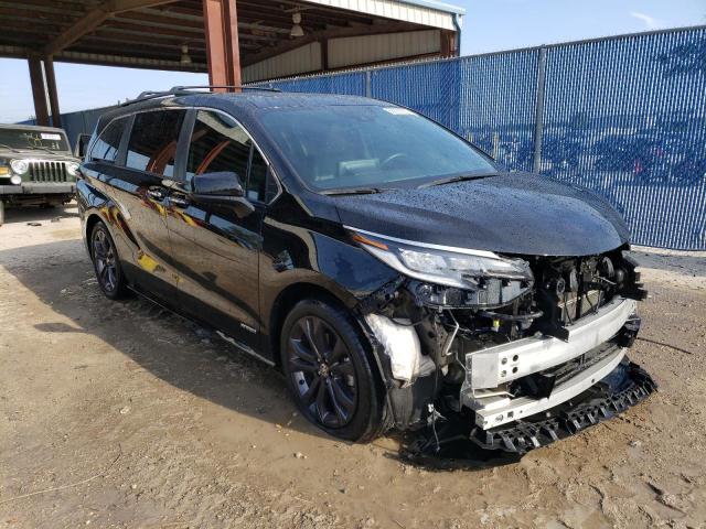 Photo 3 VIN: 5TDXRKEC3MS006641 - TOYOTA SIENNA XSE 