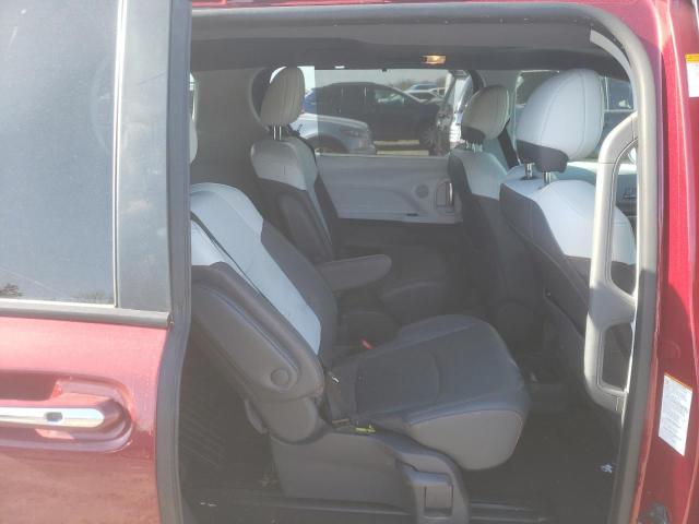 Photo 10 VIN: 5TDXRKEC3MS030440 - TOYOTA SIENNA XSE 