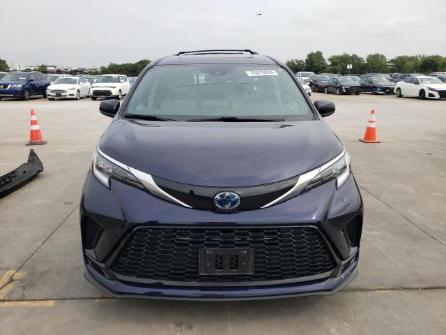 Photo 4 VIN: 5TDXRKEC4PS170467 - TOYOTA SIENNA XSE 