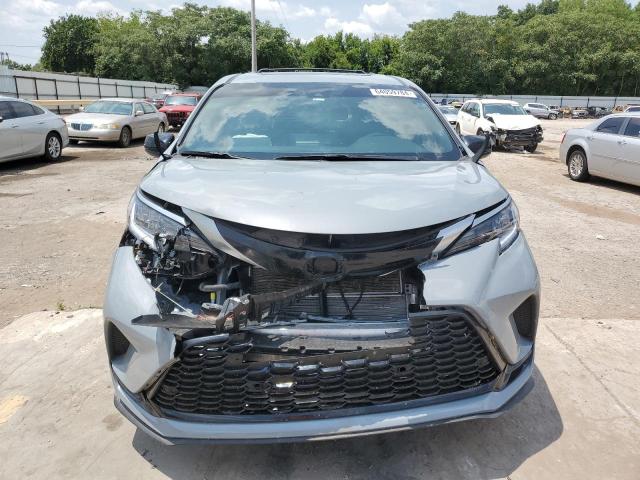 Photo 4 VIN: 5TDXRKEC5PS167531 - TOYOTA SIENNA XSE 