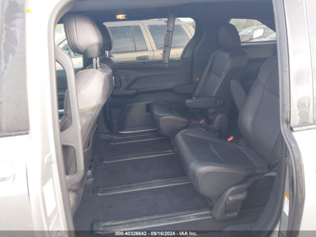 Photo 7 VIN: 5TDXRKEC6MS037169 - TOYOTA SIENNA 