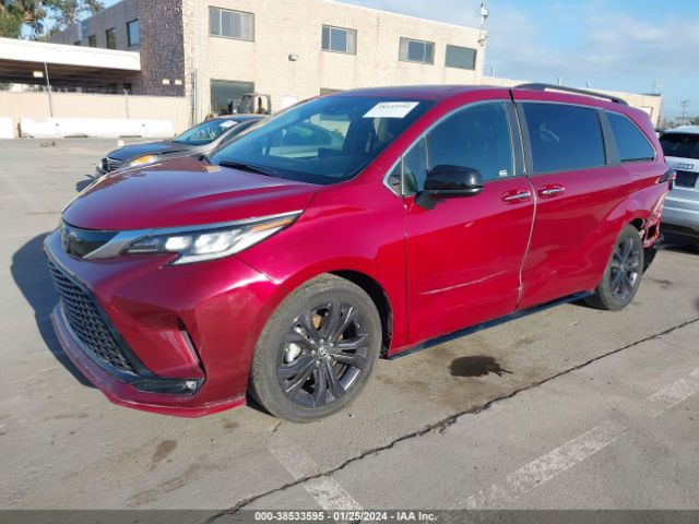 Photo 1 VIN: 5TDXRKEC7MS043272 - TOYOTA SIENNA 