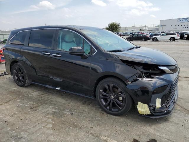 Photo 3 VIN: 5TDXRKEC8NS081594 - TOYOTA SIENNA XSE 