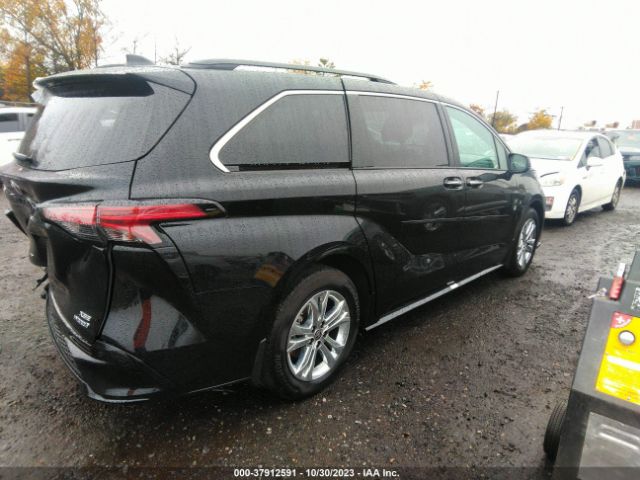 Photo 3 VIN: 5TDXSKFC1PS087467 - TOYOTA SIENNA 