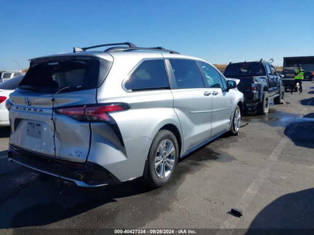 Photo 3 VIN: 5TDXSKFC7MS027270 - TOYOTA SIENNA 