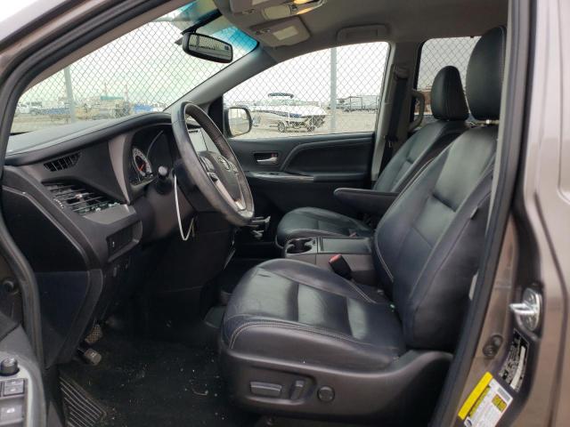 Photo 6 VIN: 5TDXZ3DC0HS773229 - TOYOTA SIENNA SE 