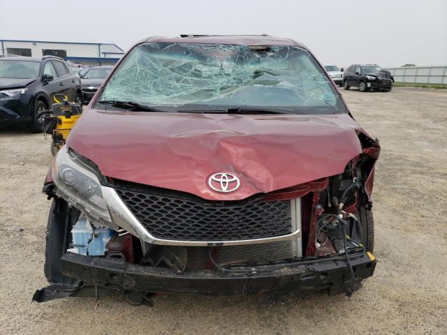 Photo 4 VIN: 5TDXZ3DC0HS791598 - TOYOTA SIENNA SE 