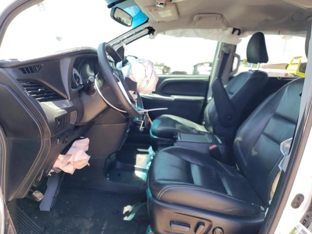 Photo 6 VIN: 5TDXZ3DC0HS832263 - TOYOTA SIENNA 