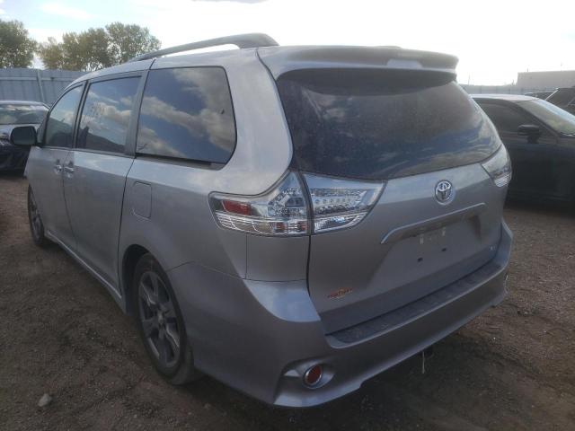 Photo 2 VIN: 5TDXZ3DC0HS864159 - TOYOTA SIENNA SE 