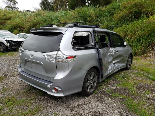 Photo 3 VIN: 5TDXZ3DC0JS901068 - TOYOTA SIENNA SE 