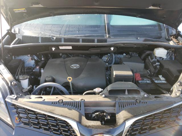 Photo 6 VIN: 5TDXZ3DC0LS027047 - TOYOTA SIENNA SE 