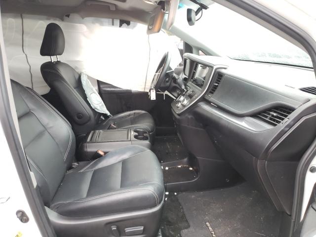 Photo 4 VIN: 5TDXZ3DC1HS777807 - TOYOTA SIENNA SE 