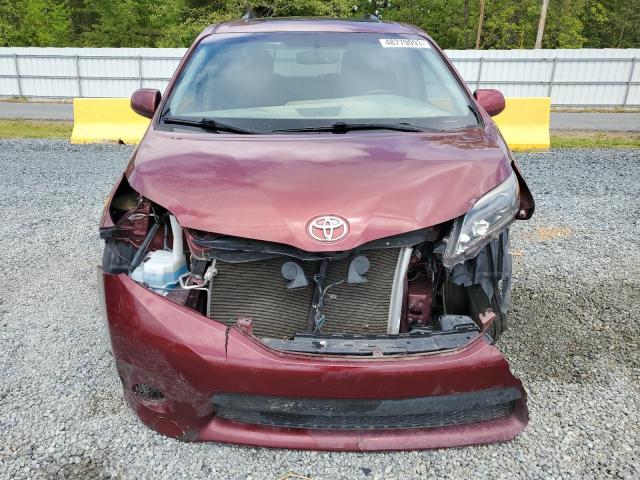 Photo 4 VIN: 5TDXZ3DC1HS880192 - TOYOTA SIENNA SE 