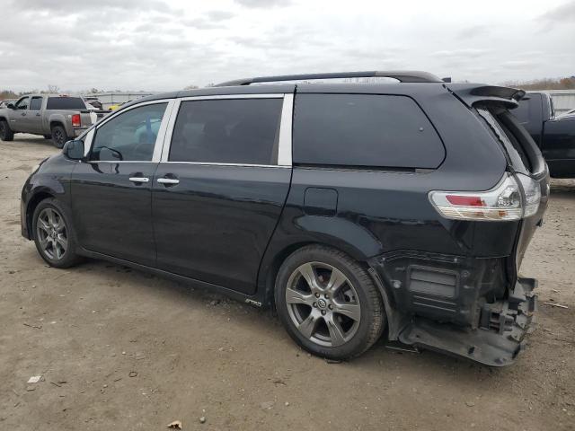 Photo 1 VIN: 5TDXZ3DC1JS928537 - TOYOTA SIENNA SE 