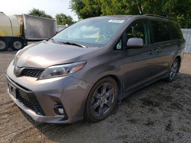 Photo 1 VIN: 5TDXZ3DC1JS965958 - TOYOTA SIENNA SE 