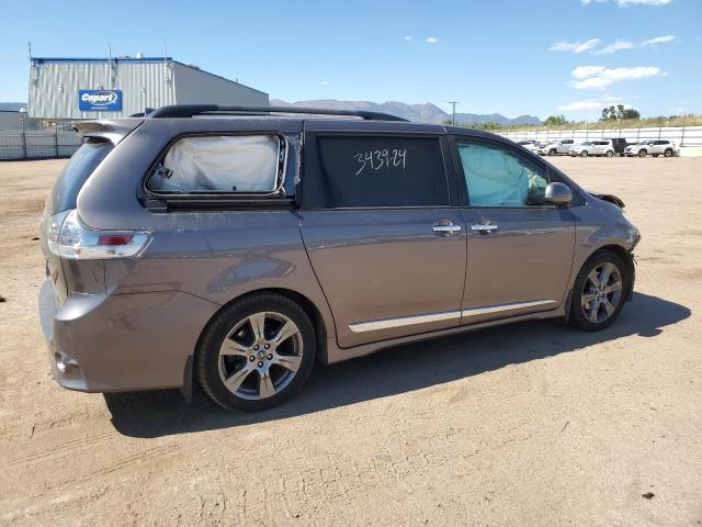 Photo 2 VIN: 5TDXZ3DC1KS002415 - TOYOTA SIENNA SE 