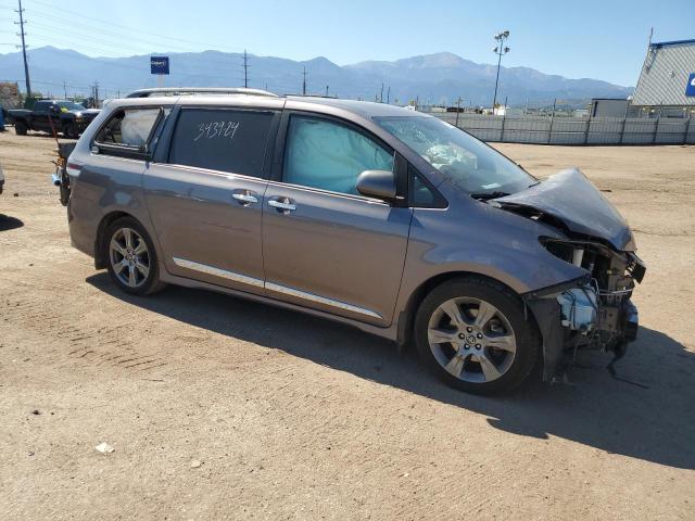 Photo 3 VIN: 5TDXZ3DC1KS002415 - TOYOTA SIENNA SE 