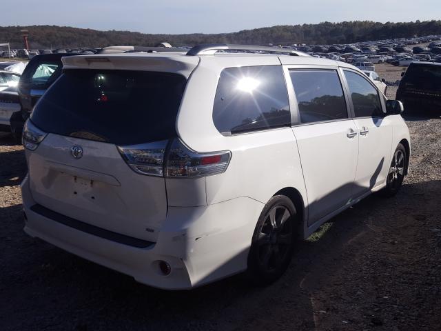 Photo 3 VIN: 5TDXZ3DC2HS785799 - TOYOTA SIENNA SE 