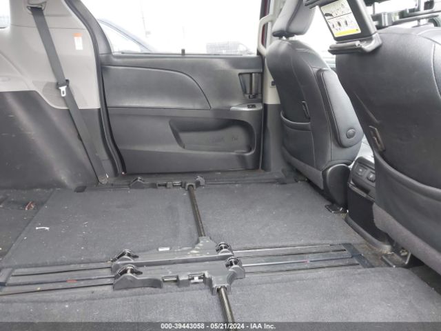 Photo 7 VIN: 5TDXZ3DC2HS830188 - TOYOTA SIENNA 