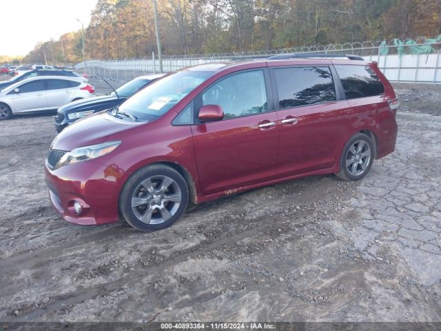 Photo 1 VIN: 5TDXZ3DC2HS852854 - TOYOTA SIENNA 