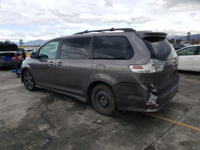 Photo 1 VIN: 5TDXZ3DC2JS901251 - TOYOTA SIENNA SE 