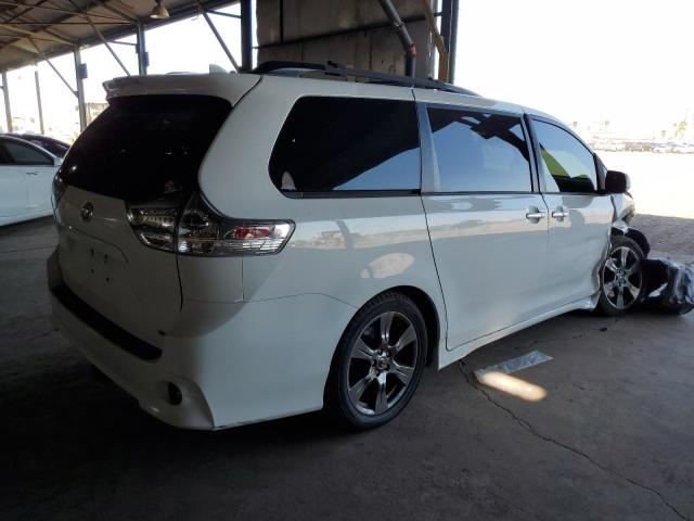 Photo 2 VIN: 5TDXZ3DC2JS924450 - TOYOTA SIENNA SE 