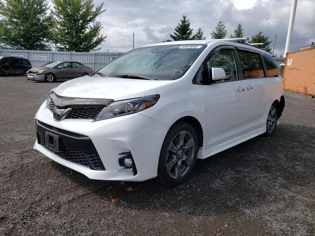 Photo 1 VIN: 5TDXZ3DC2KS010698 - TOYOTA SIENNA SE 