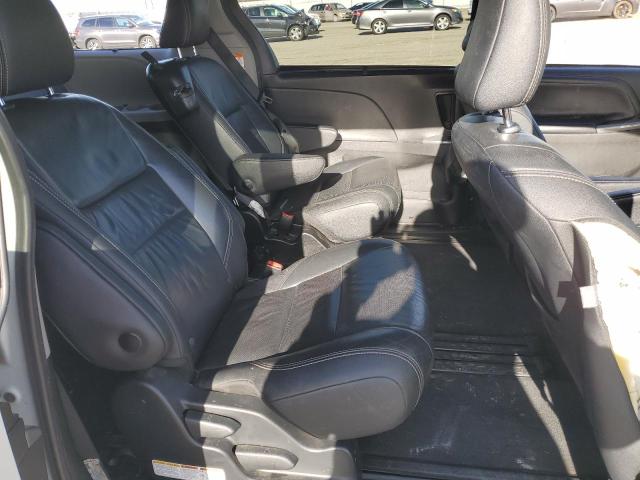 Photo 10 VIN: 5TDXZ3DC2KS985721 - TOYOTA SIENNA 