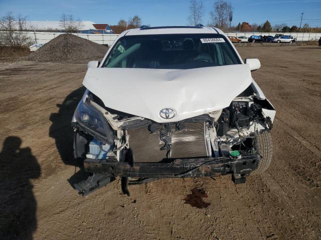 Photo 4 VIN: 5TDXZ3DC3HS780076 - TOYOTA SIENNA SE 