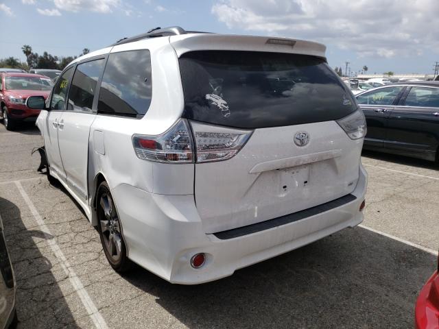 Photo 2 VIN: 5TDXZ3DC3HS801007 - TOYOTA SIENNA SE 